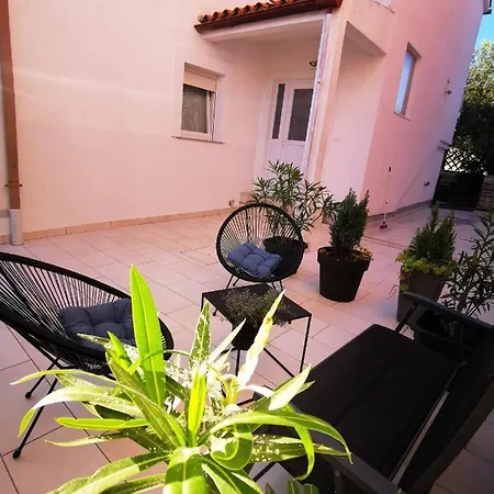 Dante Apartament